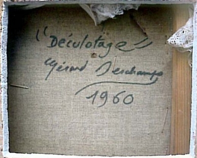 <b>Déculotage</b> (1960)<br/><i>Assemblage de sous-vêtements dans une boîte de plexiglas (53x59x13,5cm)</i>